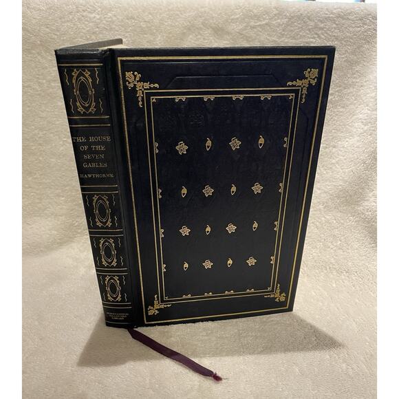 The House of the Seven Gables, by Hawthorne, International Collectors Library - Picture 3 of 9